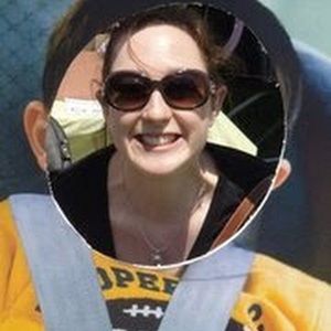 Meet your Posher, Cassandra